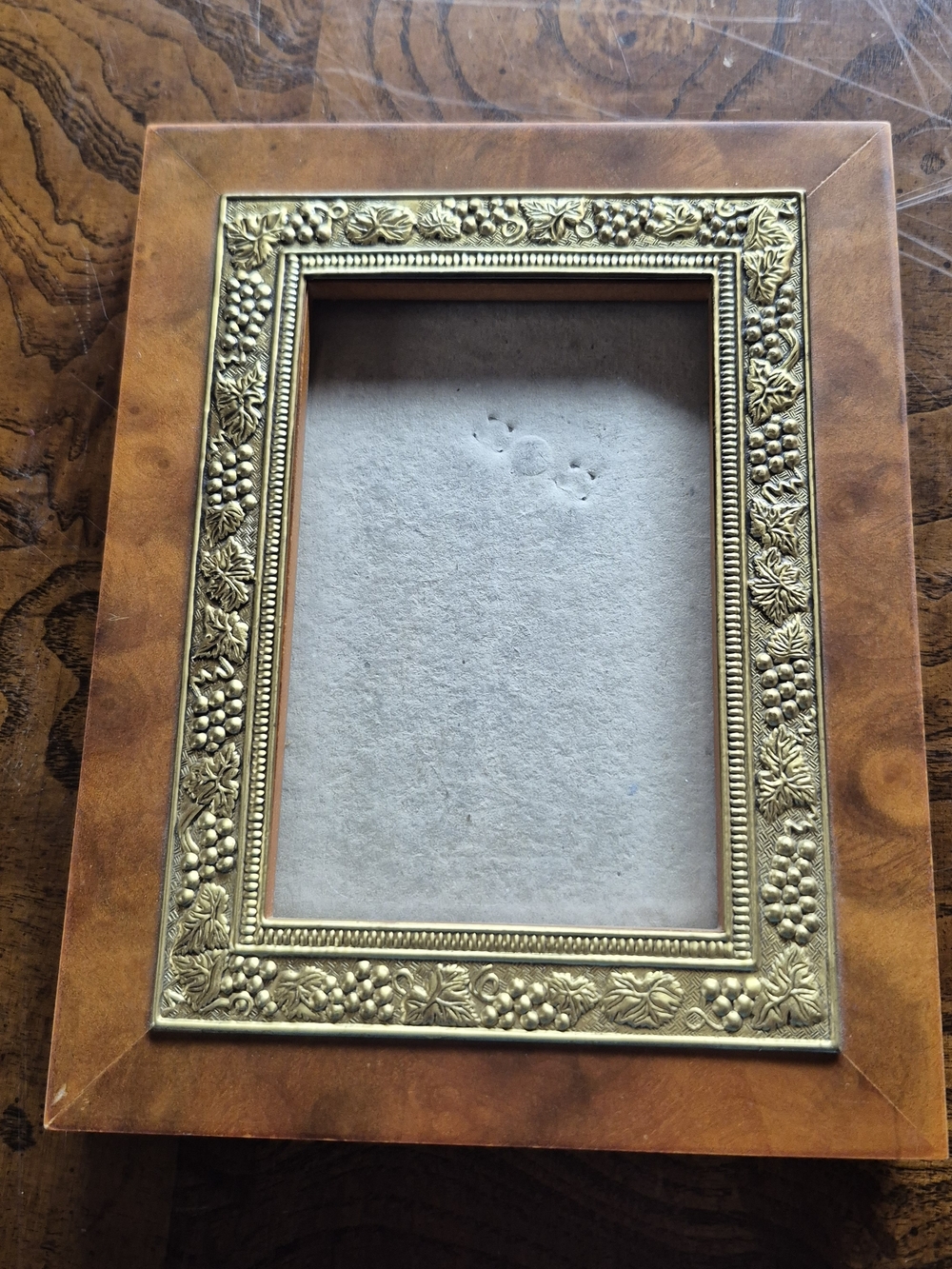 Source Unknown Brown Wood and Gold Ornate Picture Frame